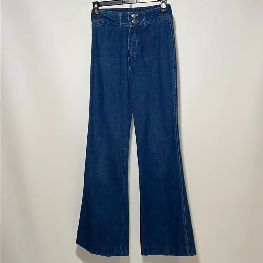 Vintage High-Rise Blue bell bottoms Jeans